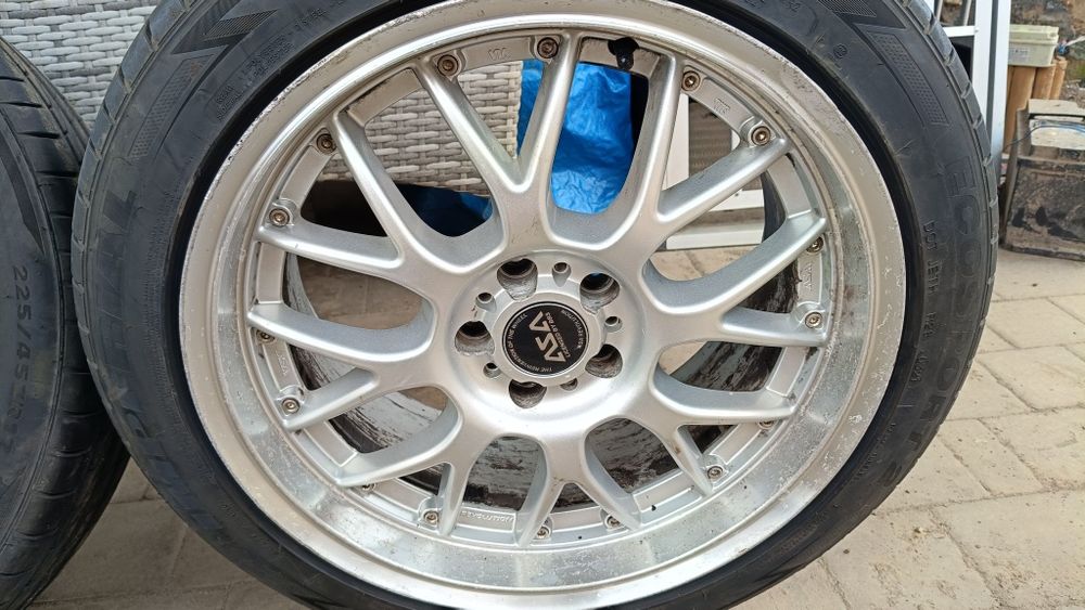 Audi A3 Felgi aluminiowe BBS 17 z oponami 225/45ZR/17