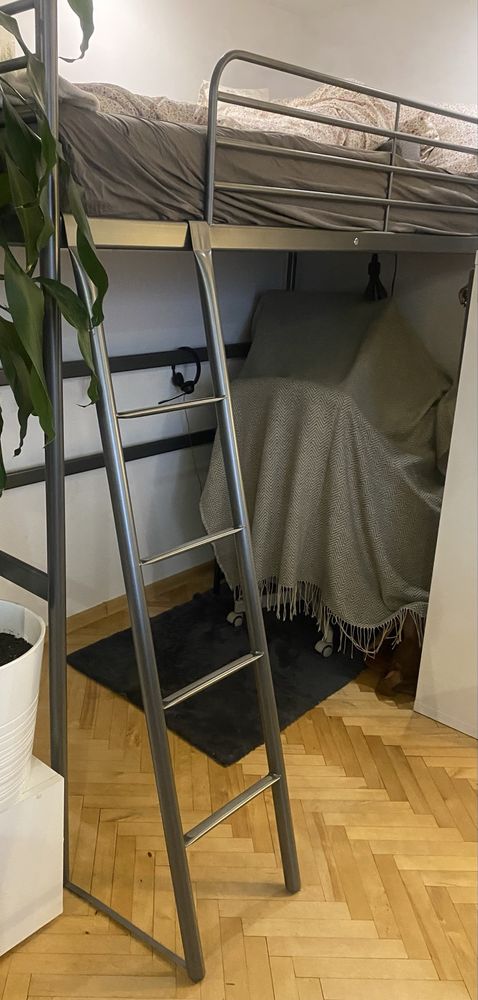 Łóżko piętrowe IKEA SVARTA w idealnym stanie 90x200