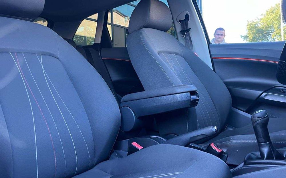 Seat Ibiza 2011 року