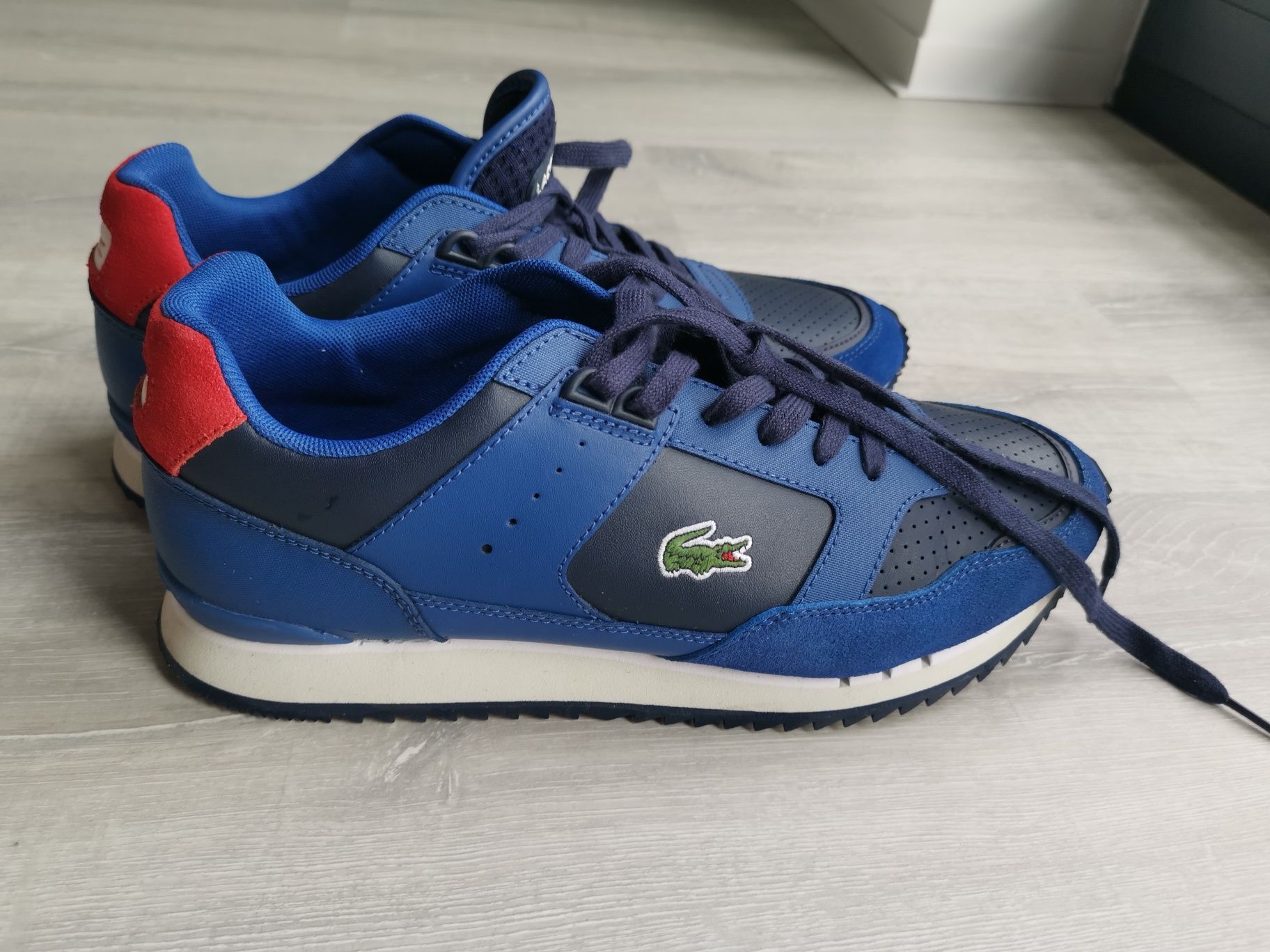 Lacoste partner piste 01201 SMA r. 42 Nowe!