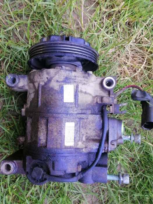 Продам компрессор кондея на Audi A6C5 2.5 TDI в отличном состоянии