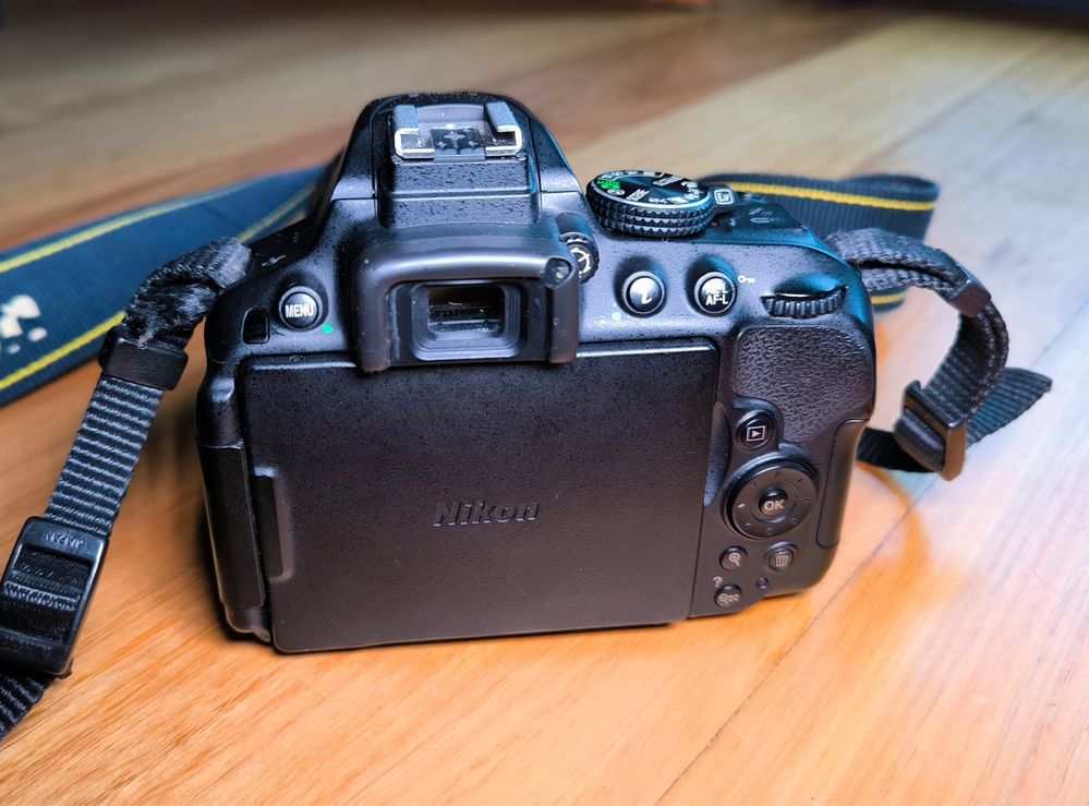 Nikon D5300 + Acessorios