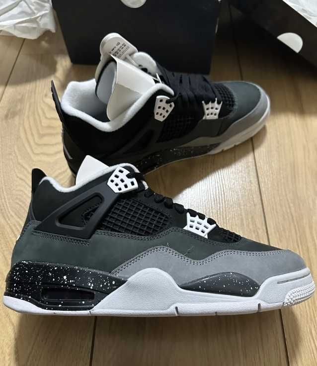 nowy Jordan 4 Retro Fear Moda rozmiar.42