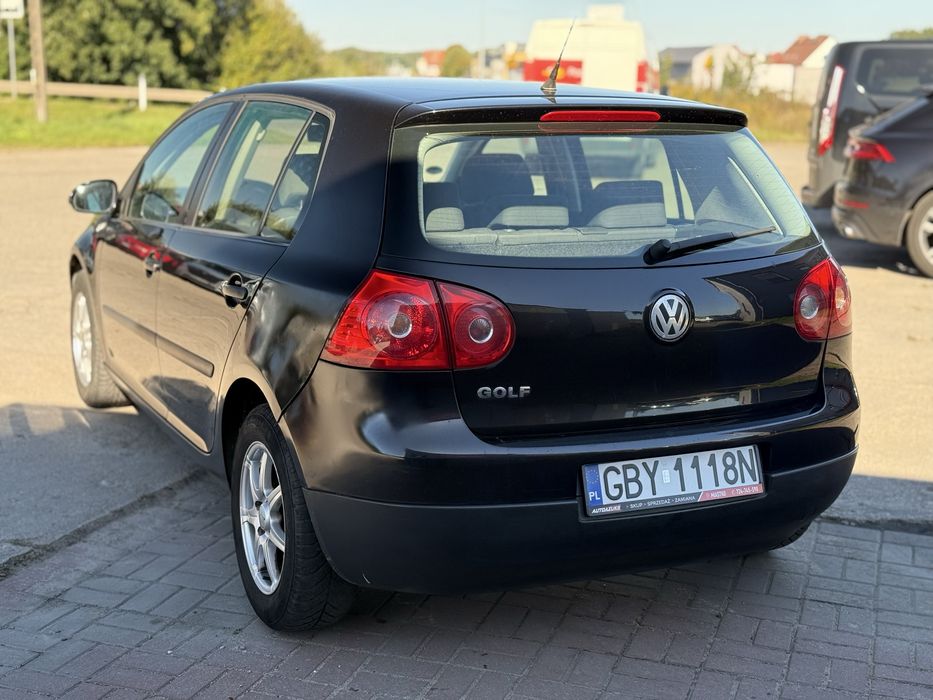 Volkswagen Golf V 1.4 MPI 75 KM Sprowadzony Zarejestrowany GWARANCJA
