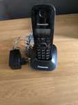 Telefon stacjonarny.