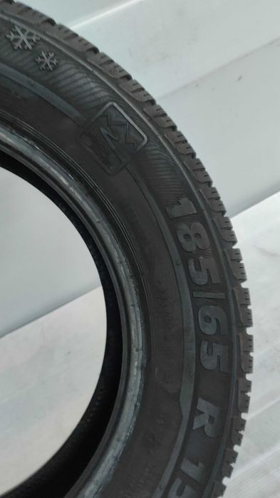 Opony Zimowe 185/65/15 Semperit 4szt
