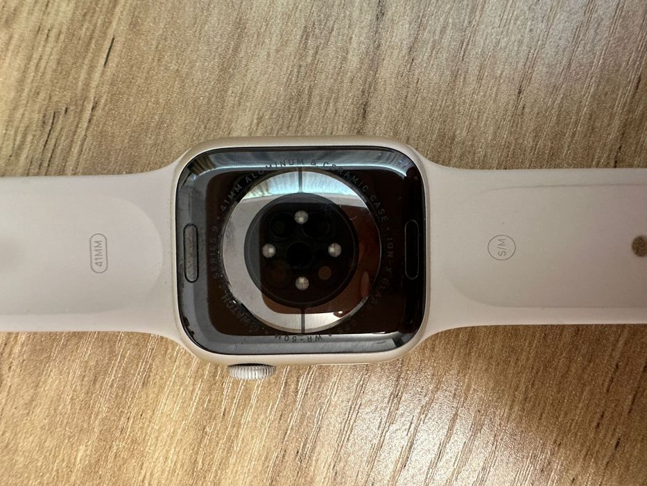 Apple Watch Series 9 - 41mm