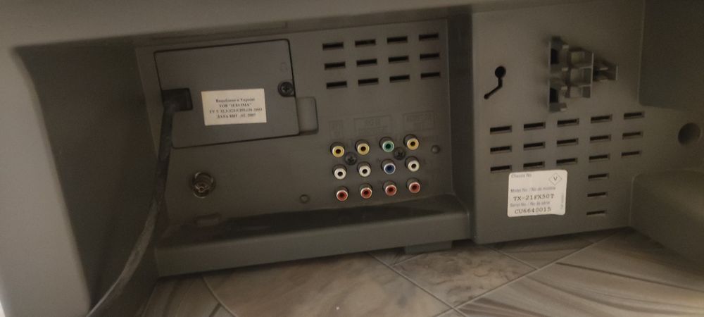 Телевизор Panasonic tx-21fx50t