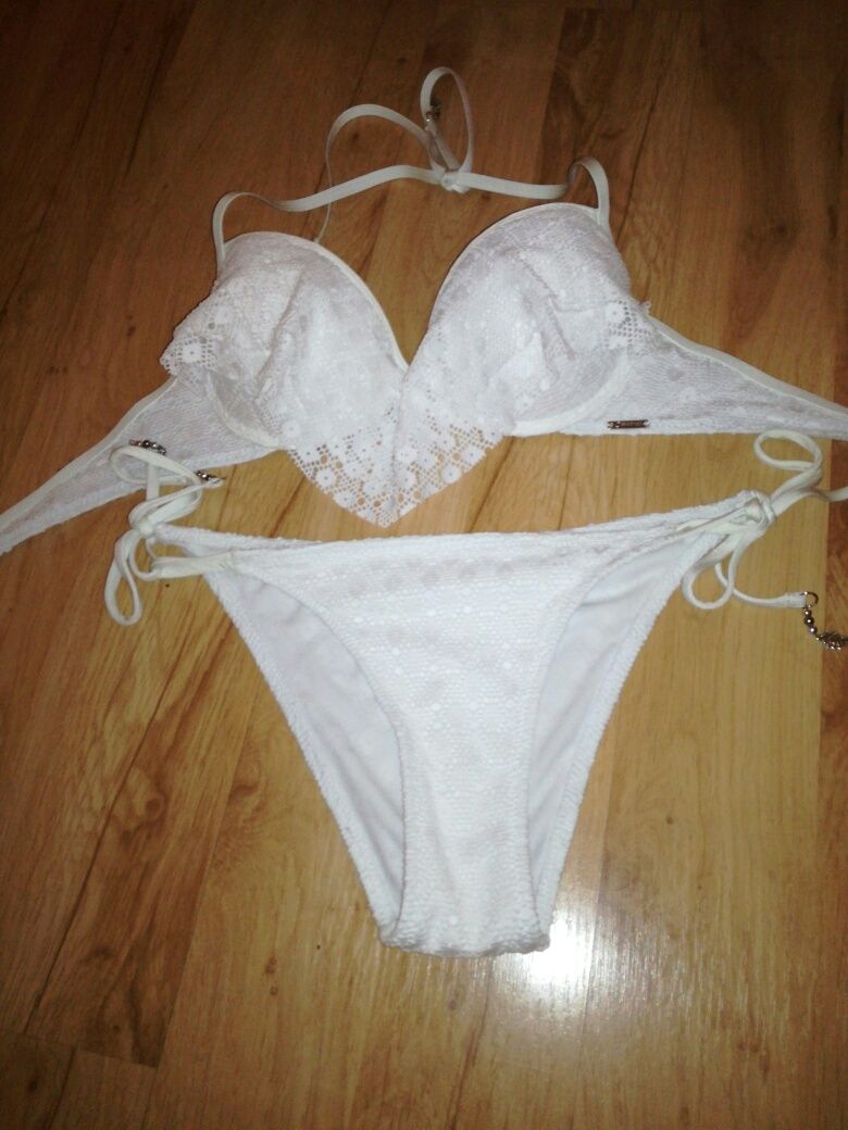 Kostium stroj kapielowy dwuczesciowy bikini r. 36 New Yorker nowy biel