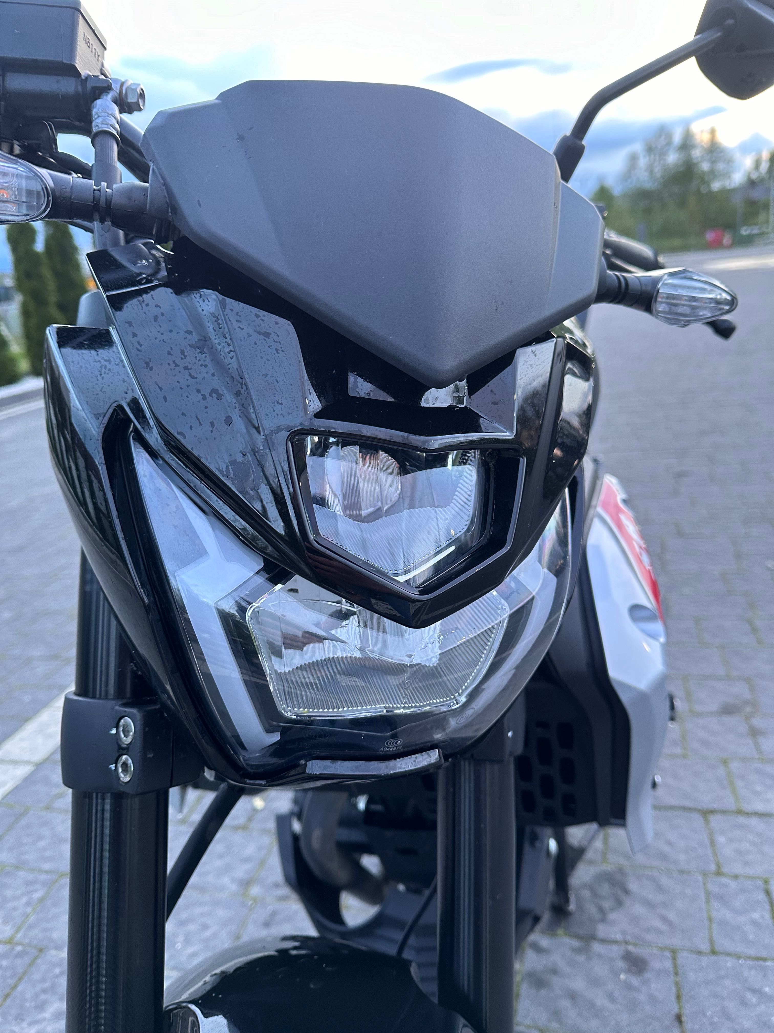 Новий мотоцикл Lifan SR220