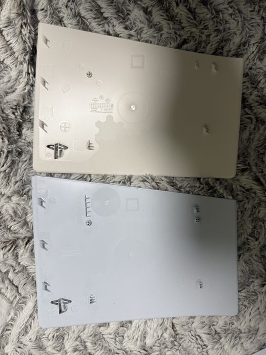Limitowane panele Playstation 5 Slim „Ghost of yotei”