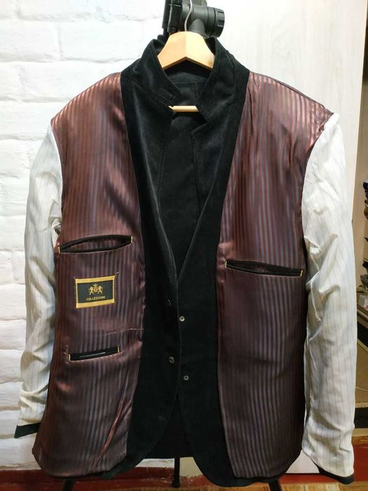 Черный вельветовый пиджак на молодого человека, большой размер.