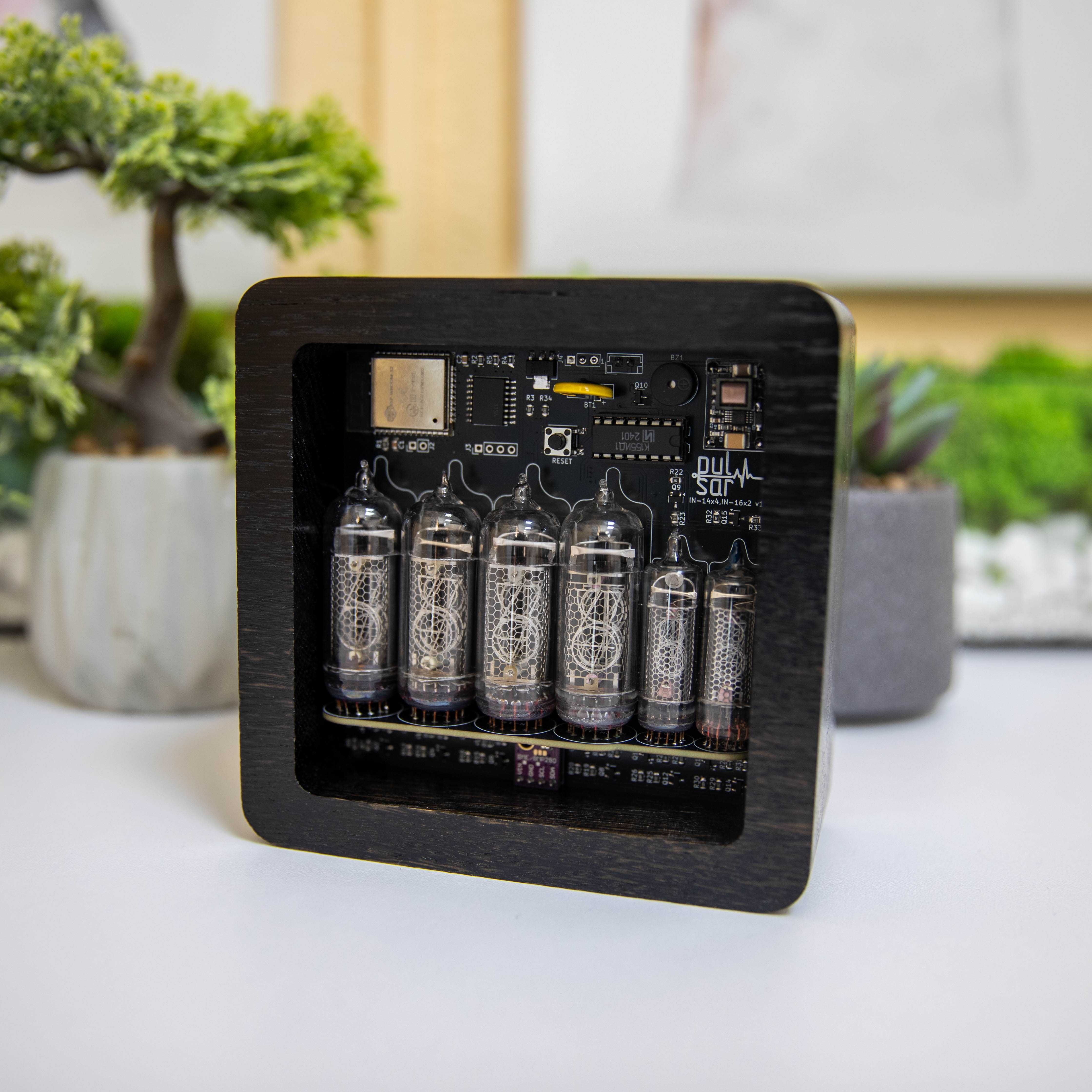 Ламповий Годинник Nixie Clock ИН-14+ИН-16