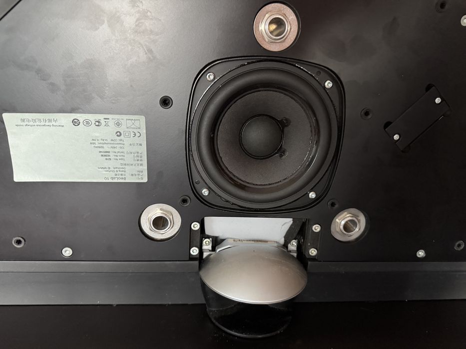 Bang Olufsen beolab 10 wieszak ścienny