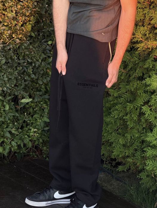 штани essentials чорні