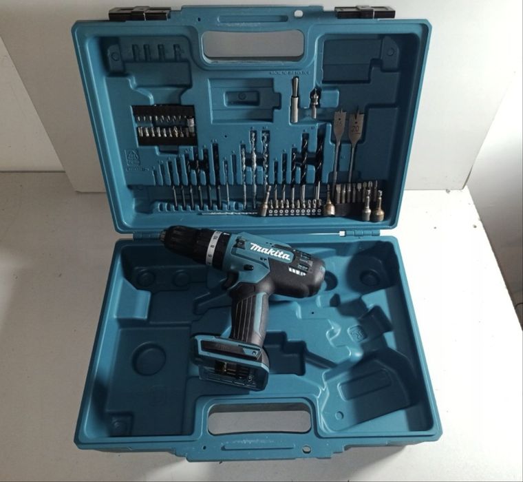 Wiertarko-wkrętarka udarowa Makita HP488D 18V + walizka