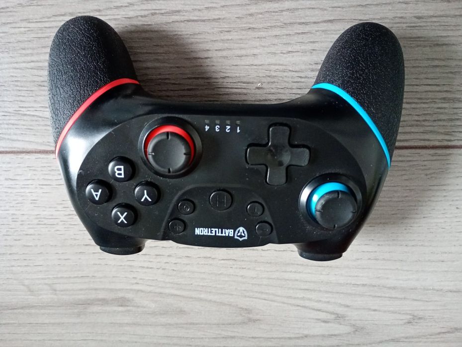 Pad Battletron Nintendo Switch kontroler bezprzewodowy
