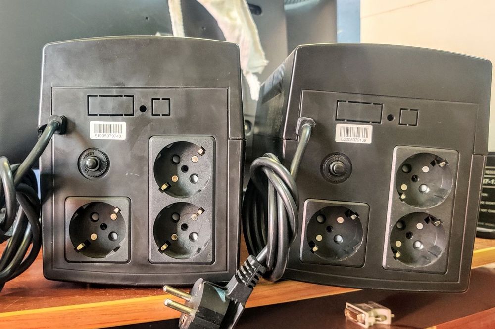 UPS/бесперебойник Vinga vpc1200