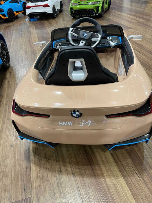 MEGAAUTKA.PL BMW i4 na akumulator dla dzieci EVA + Pilot samochód 12V