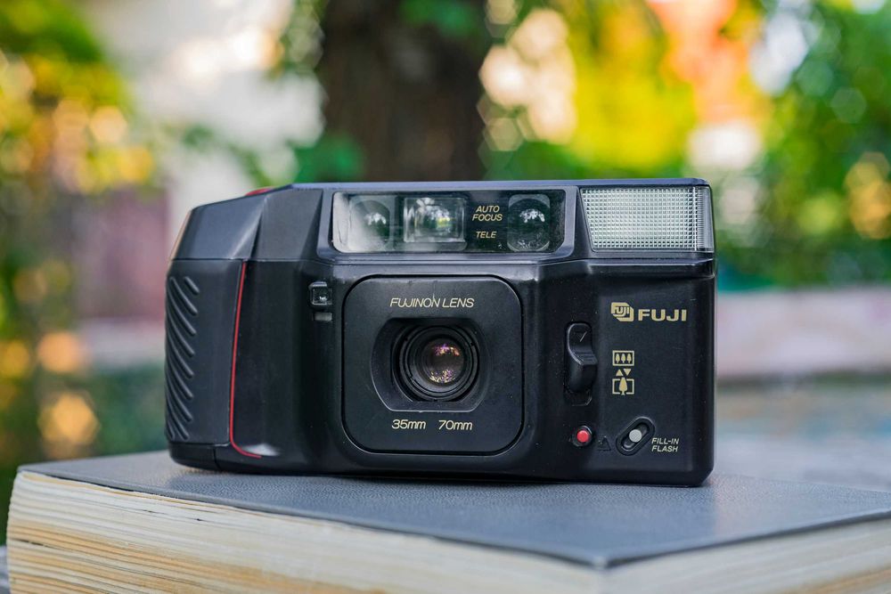 Fuji Tele Cardia Fujifilm aparat analogowy małpka
