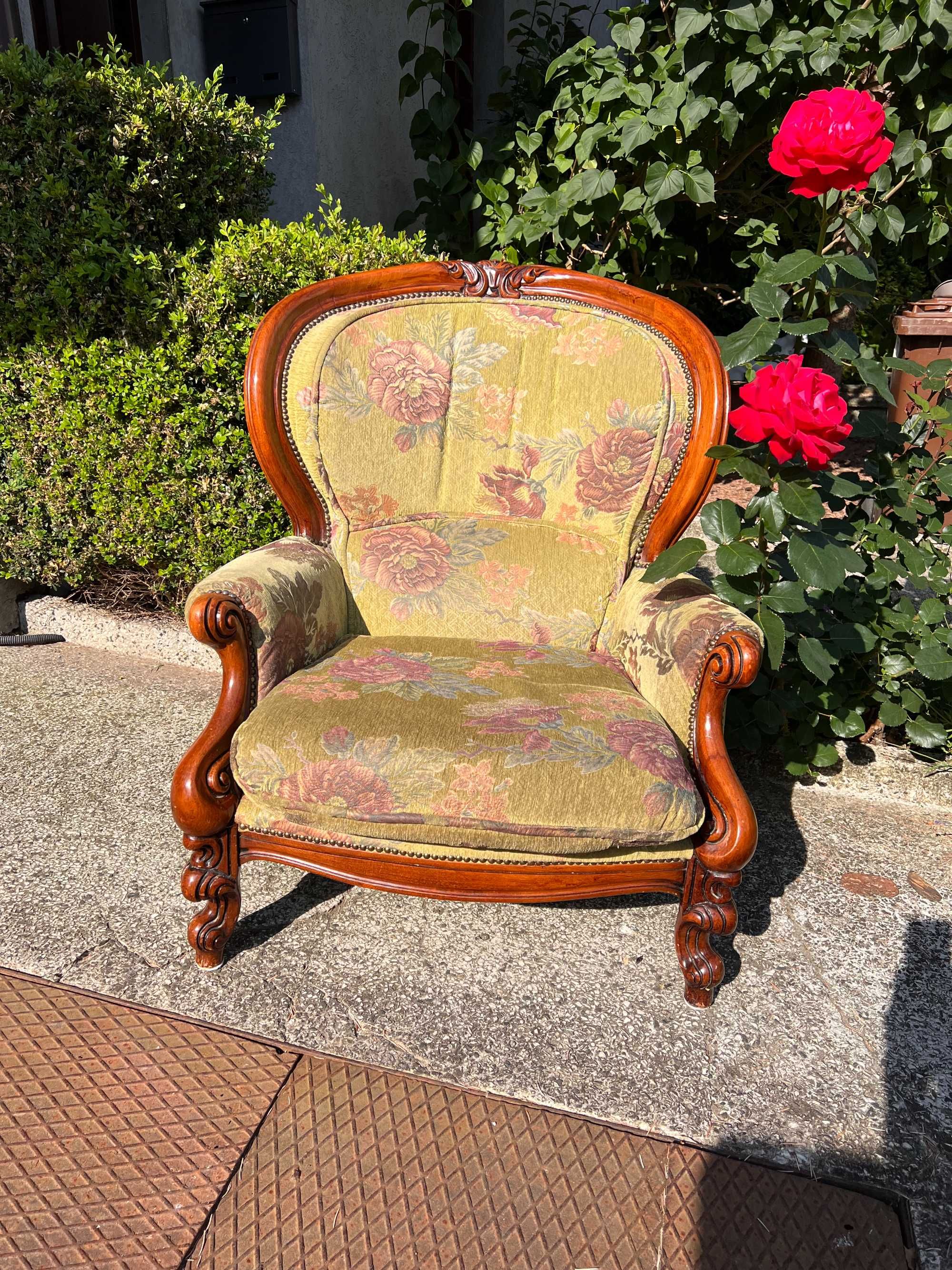 Sofa plus dwa fotele w stylu CHIPPENDALE