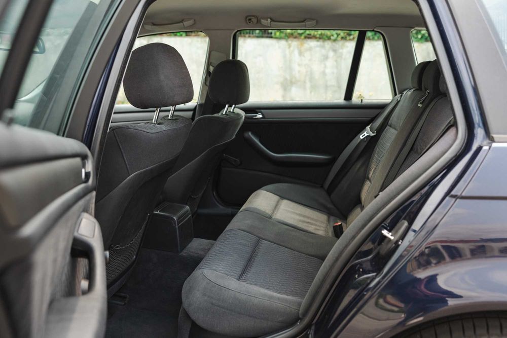 BMW 320d Touring  136cv