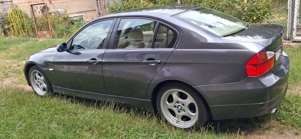Bmw E90 320i 2005