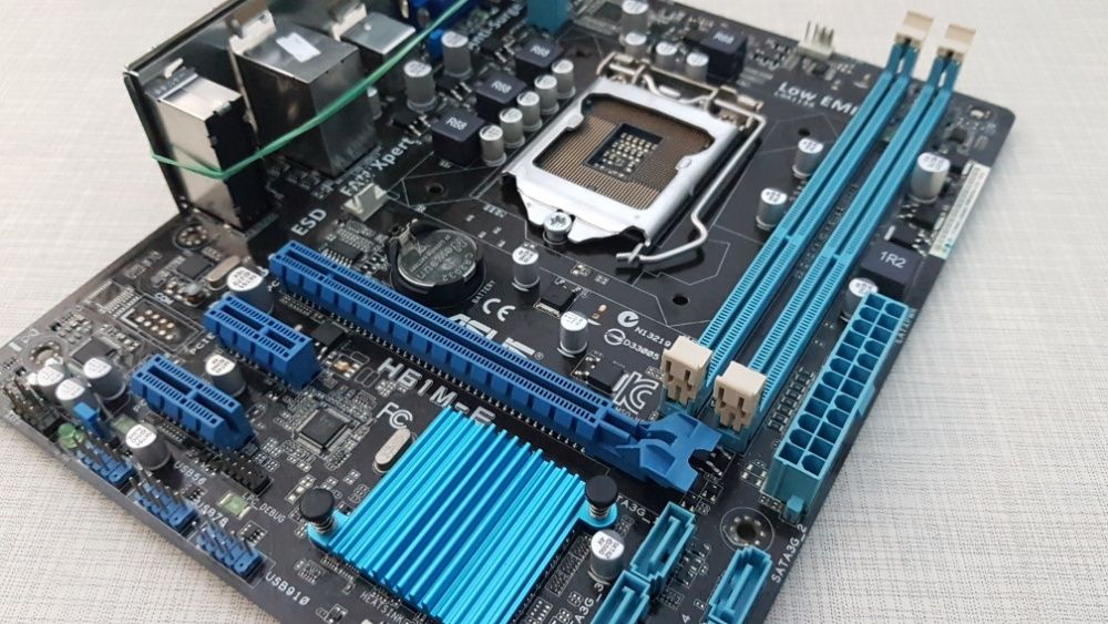 Материнская плата LGA 1155 ASUS