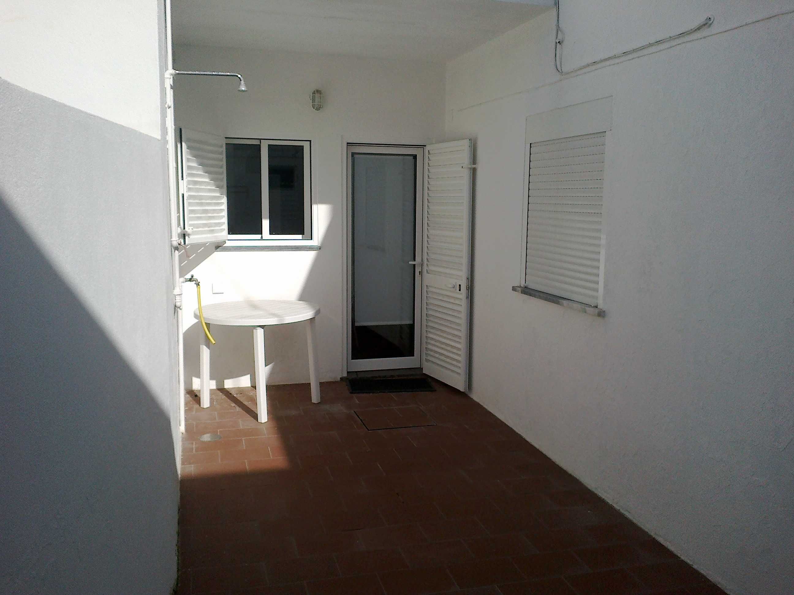 Casa com 2 quartos a 150 metros da praia da Manta Rota