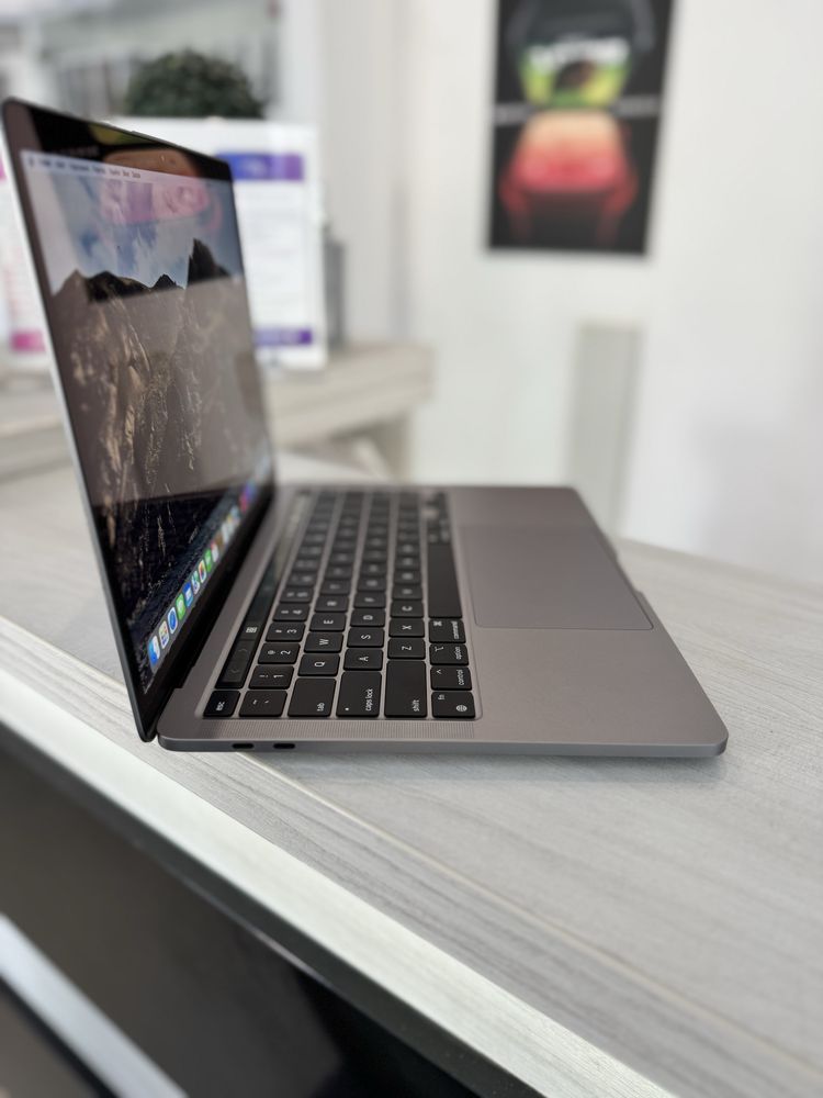 Open Box MacBook Pro 13’ 2022 M2 16/512Gb Space Gray (Z16S0005D)