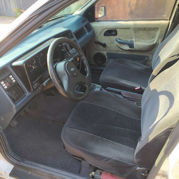 Ford sierra 1.6 1989р