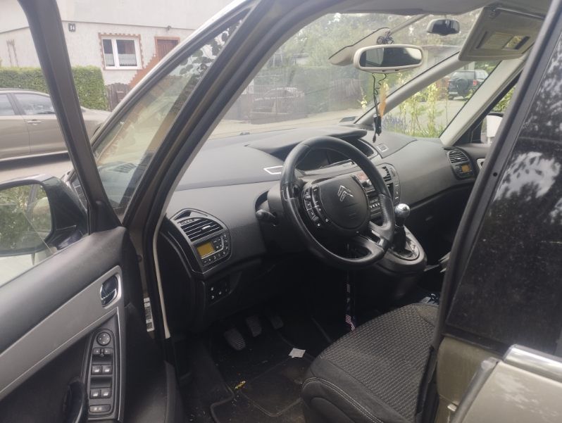 Sprzedam uszkodzonego Citroena C4 Grand Picasso