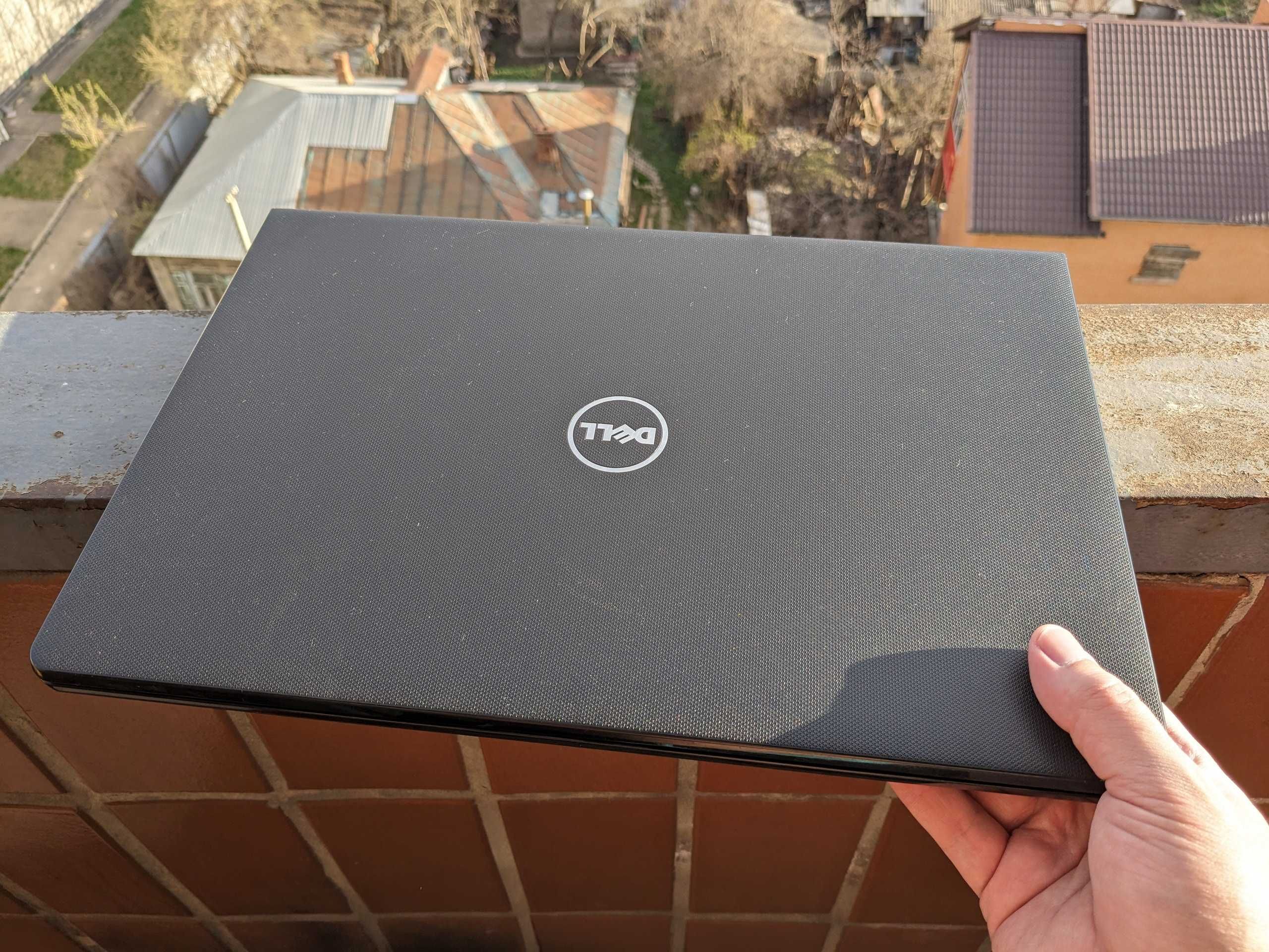 Dell Vostro 3568 ( 15.6 Full HD/ Core i5/ 8Gb/ 256SSD/ Intel HD620 )