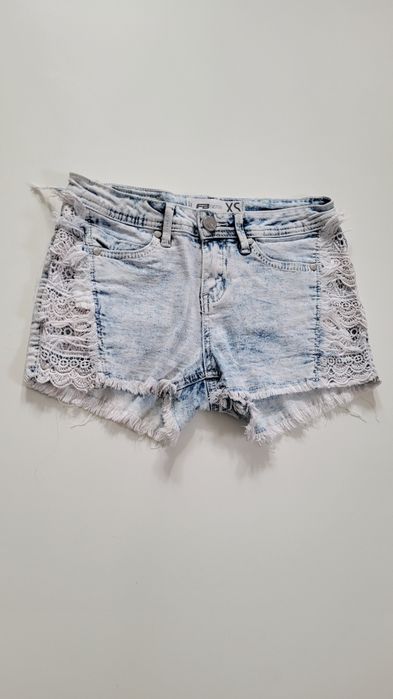 Shorty jeansowe z koronką XS