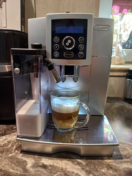 ekspres do kawy delonghi ecam23.450  s  cappuccino tylko 38 kaw