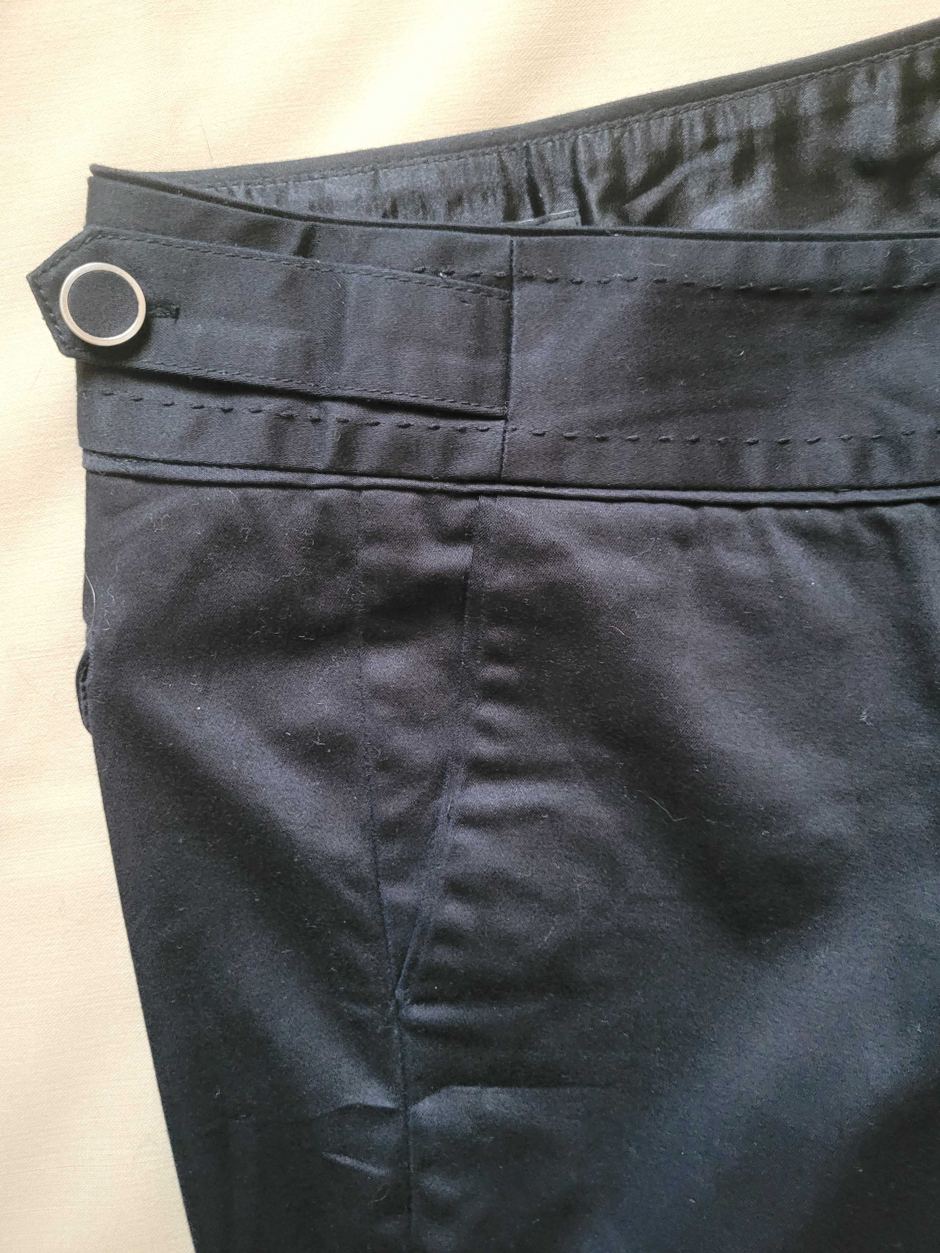 Damskie spodnie "rybaczki",  firma NEXT, rozm. 34, czarne,  caloroczne