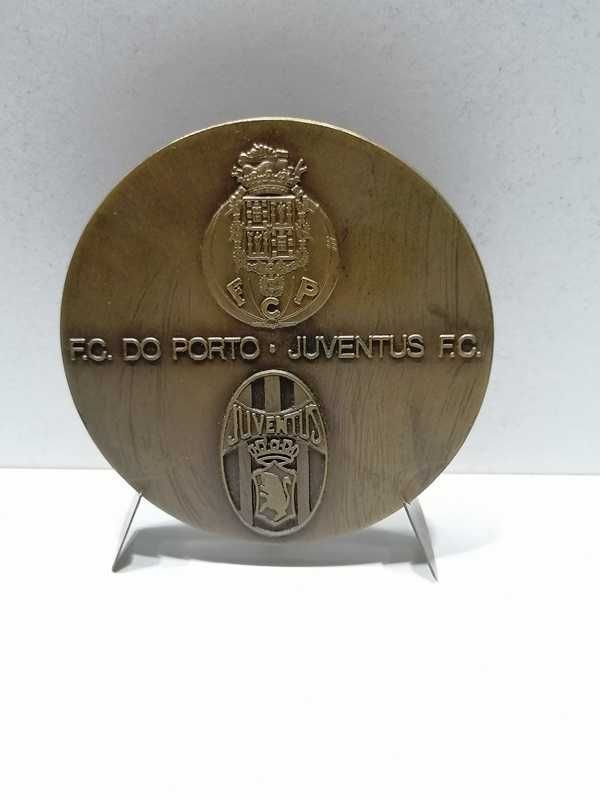 Medalha Bronze do F C Porto Final Taça dos Vencedores das Taças 1984