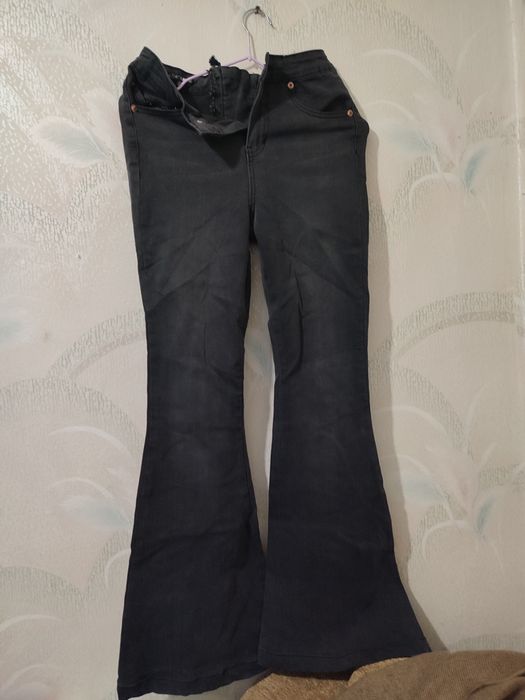 Продам брюки, джинси 300 грн всі