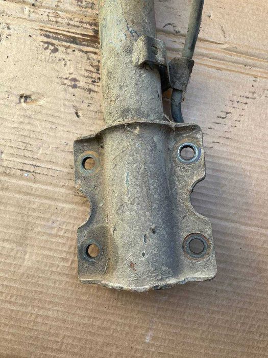 Стойка передняя амартизатор Форд Транзит 2.5 1992-2000 год