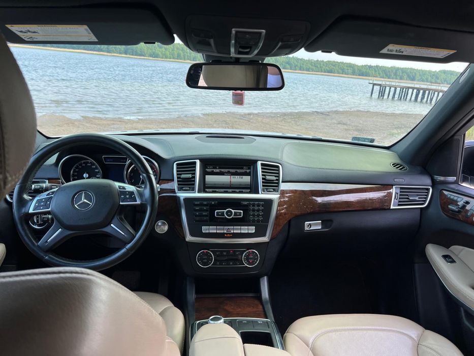 Maercedes-Benz GL 550 4MATIK/2014/BENZYNA