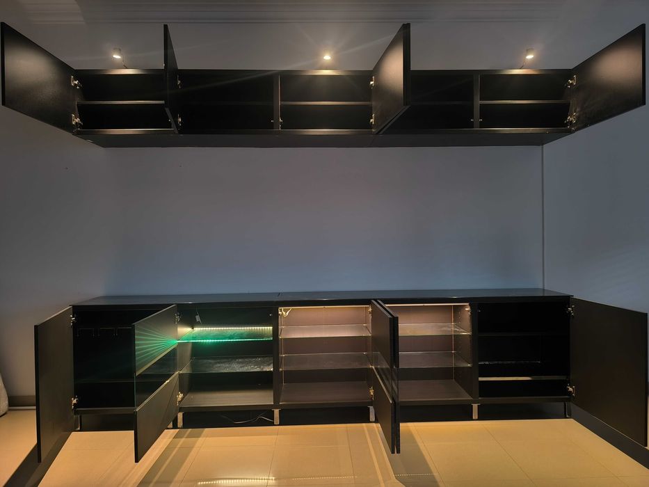 Móveis de Sala c/ Iluminação Módulos de Superfície e Suspensos