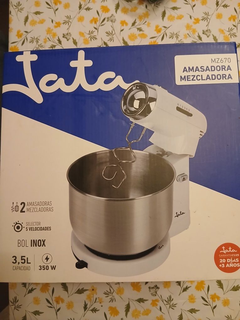 Robot de Cozinha - Batedeira Elétrica