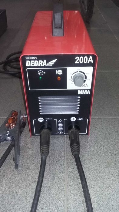 Spawarka inwertorowa 200A Dedra DESI201