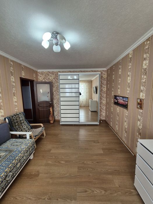 Здам 2-к квартиру, на 11  МКР.