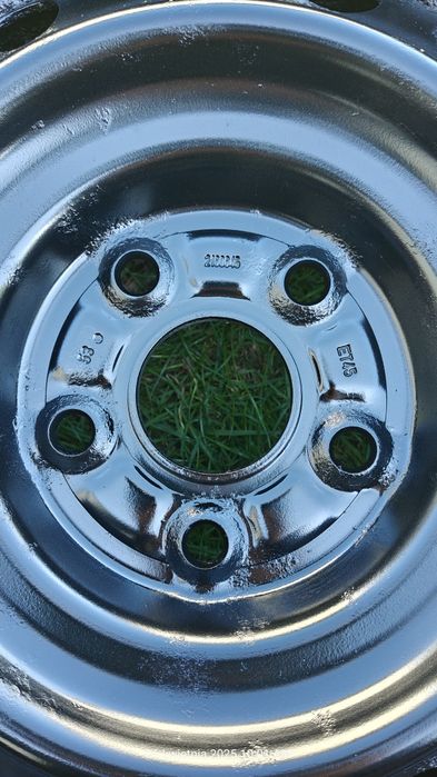 Koła stalowe 16 cali Toyota, Czujniki TPMS, oryginalne kołpaki