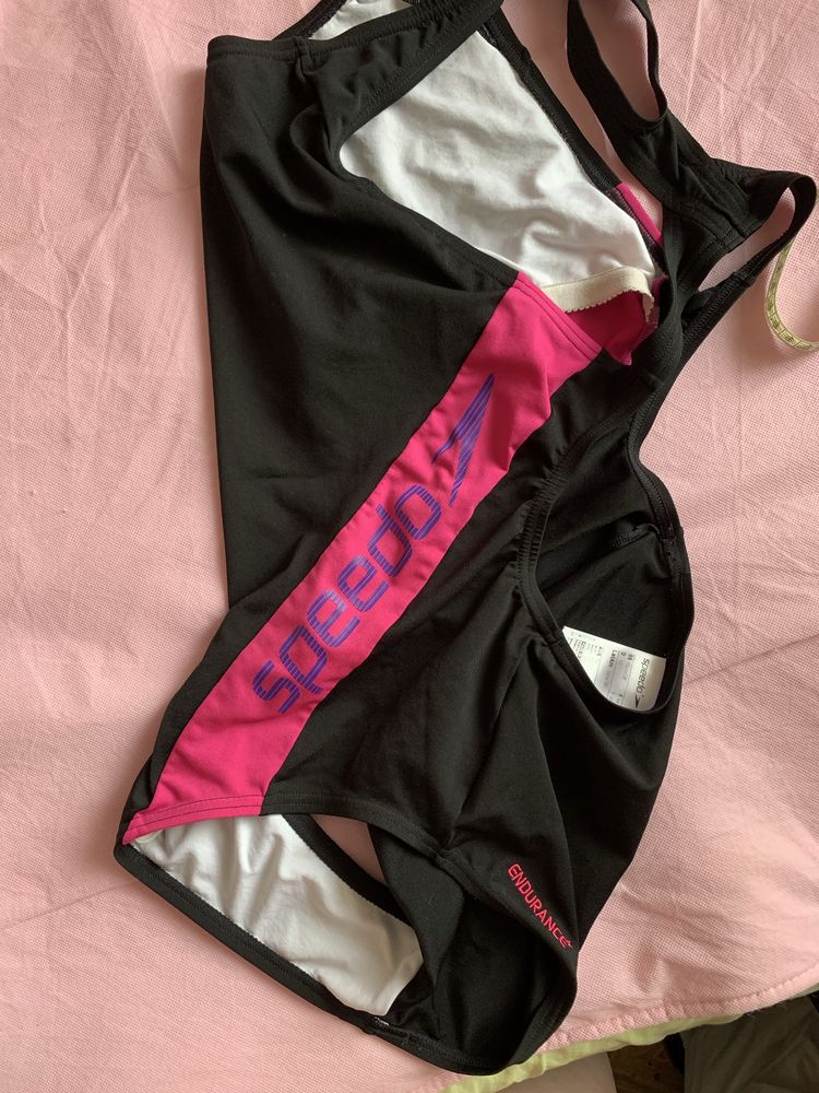Купальник Speedo 46-48-50, бюст 95 см