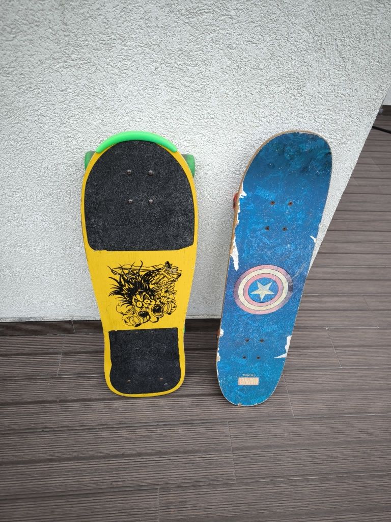 Skate e capacete
