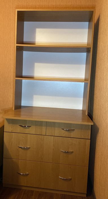 Комплект меблів для дитячої кімнати