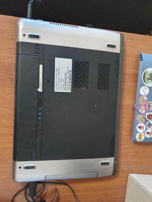 Ноутбук Dell Vostro 3560 15.6   , i7 ! , SSD !, Дискретна відеокарта