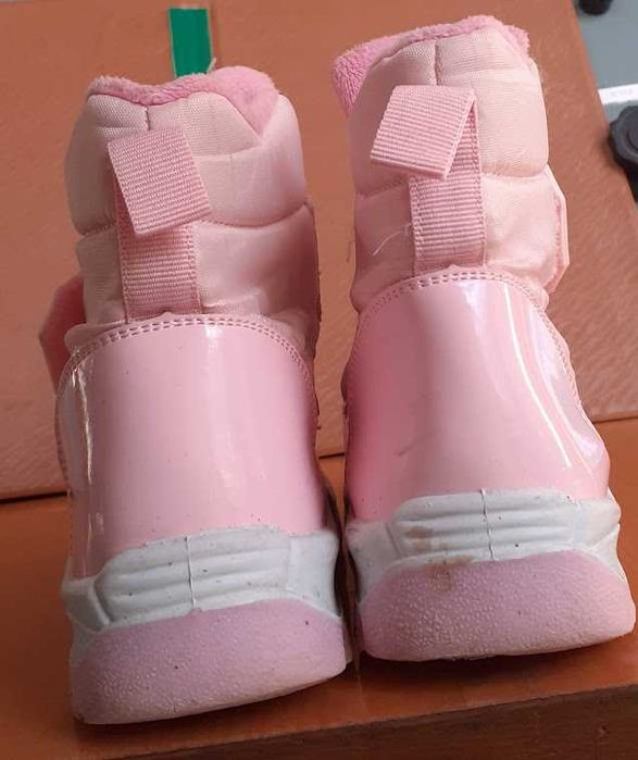 Сапожки тёплые, размер 28.